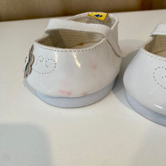 Build-A-Bear White Mary Jane Shoes‎ w/ Flowers – Patent Leather - Picture 3 of 8